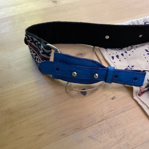 freepeople HALF MOON CROCHET CROSSBODY BAG NWOT - Picture 3 of 7